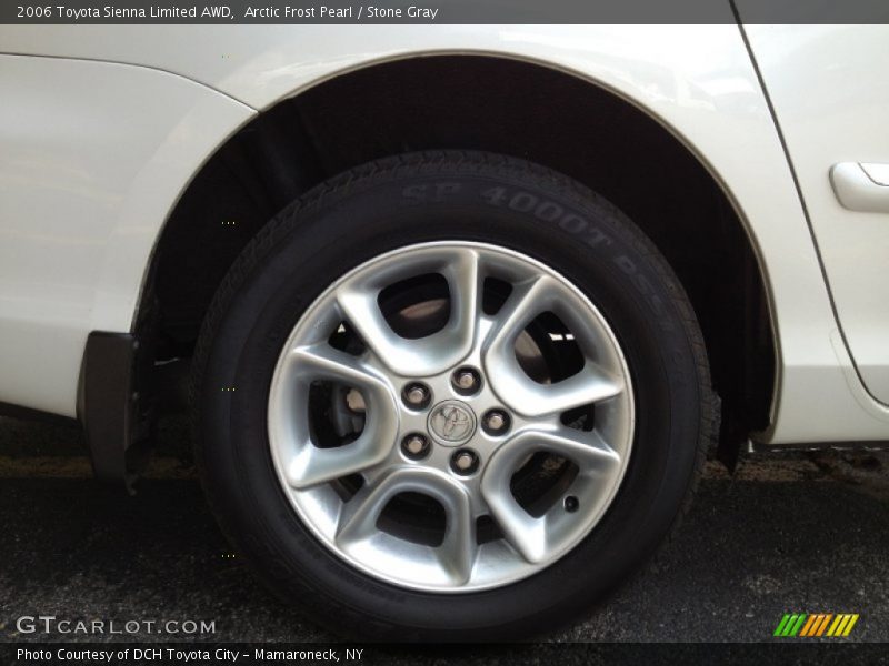  2006 Sienna Limited AWD Wheel