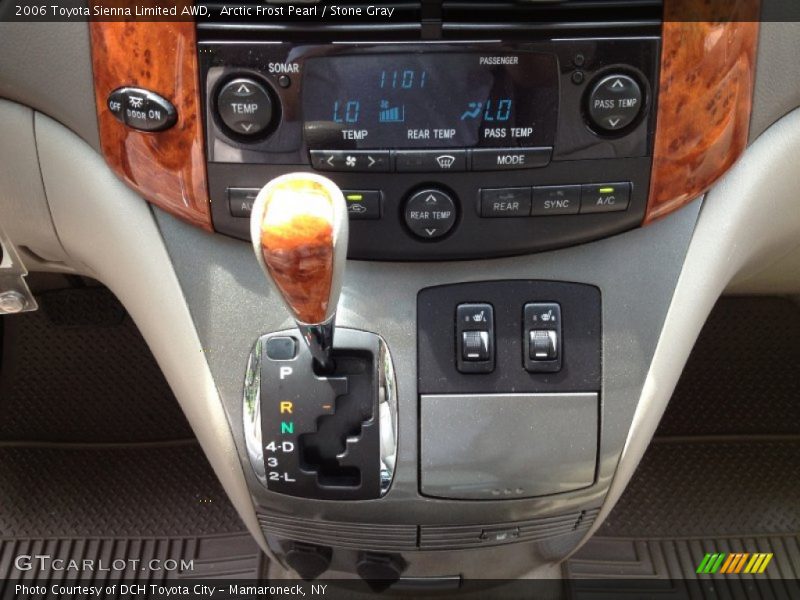  2006 Sienna Limited AWD 5 Speed Automatic Shifter