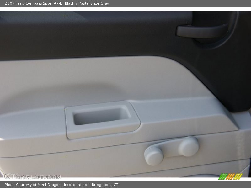 Black / Pastel Slate Gray 2007 Jeep Compass Sport 4x4