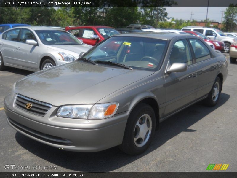 Antique Sage Pearl / Oak 2000 Toyota Camry CE