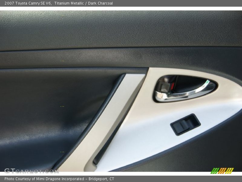 Titanium Metallic / Dark Charcoal 2007 Toyota Camry SE V6