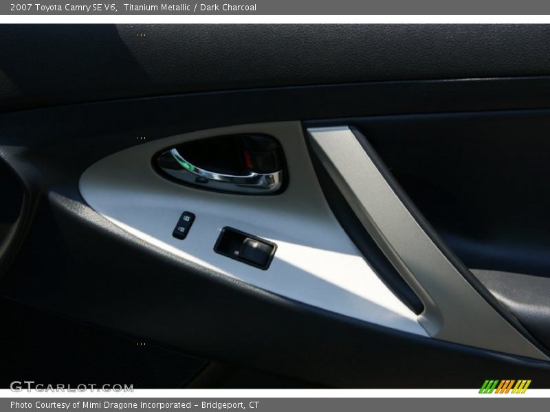 Titanium Metallic / Dark Charcoal 2007 Toyota Camry SE V6