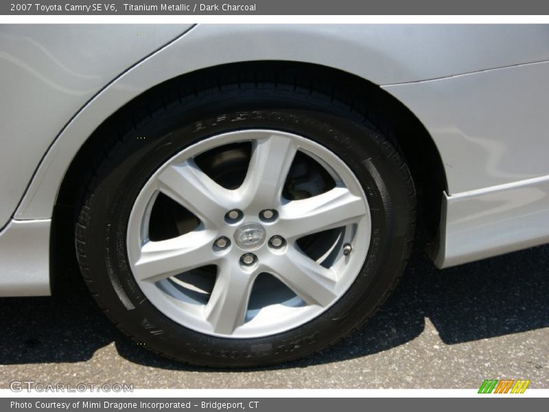Titanium Metallic / Dark Charcoal 2007 Toyota Camry SE V6
