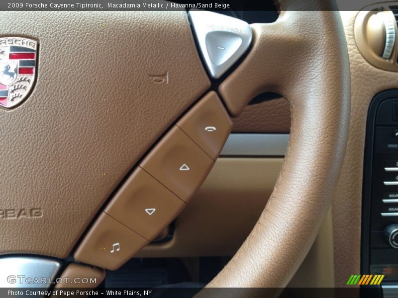 Controls of 2009 Cayenne Tiptronic