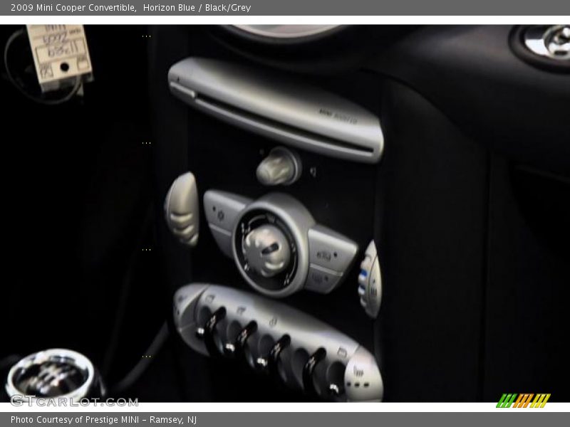 Horizon Blue / Black/Grey 2009 Mini Cooper Convertible