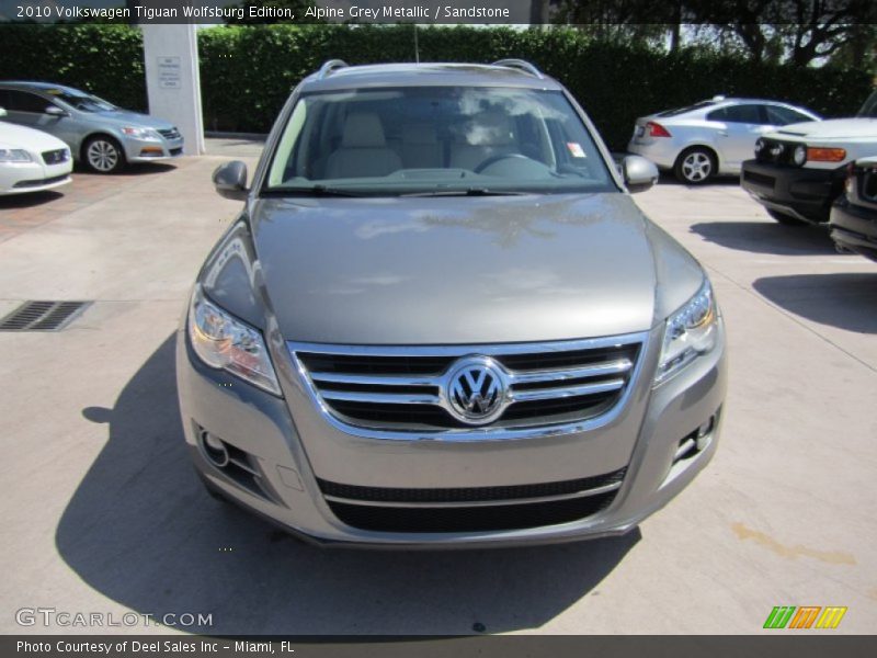 Alpine Grey Metallic / Sandstone 2010 Volkswagen Tiguan Wolfsburg Edition