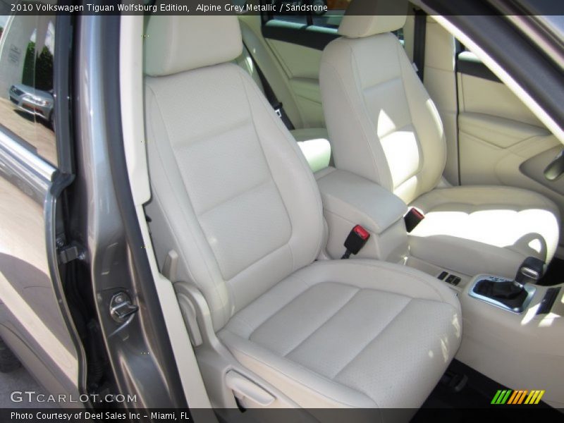 Alpine Grey Metallic / Sandstone 2010 Volkswagen Tiguan Wolfsburg Edition