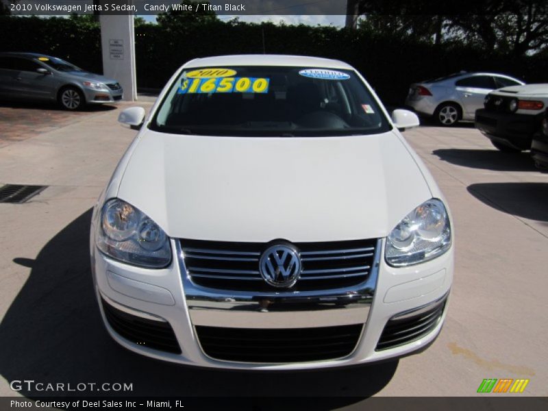 Candy White / Titan Black 2010 Volkswagen Jetta S Sedan