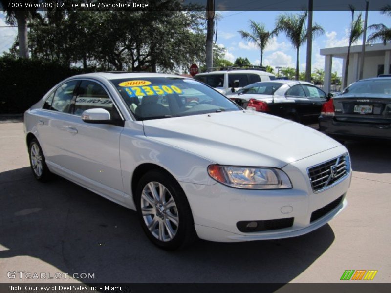 Ice White / Sandstone Beige 2009 Volvo S80 3.2