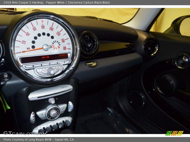 Pepper White / Checkered Carbon Black/Black 2009 Mini Cooper S Hardtop