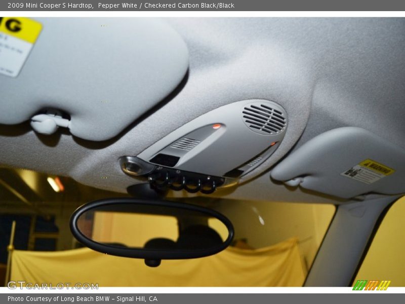 Pepper White / Checkered Carbon Black/Black 2009 Mini Cooper S Hardtop