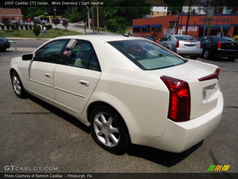 White Diamond / Light Neutral 2005 Cadillac CTS Sedan