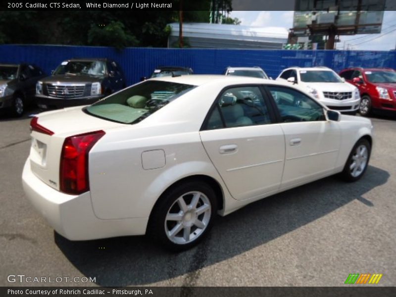 White Diamond / Light Neutral 2005 Cadillac CTS Sedan