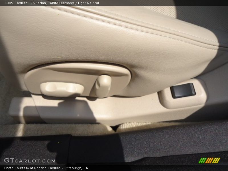 White Diamond / Light Neutral 2005 Cadillac CTS Sedan