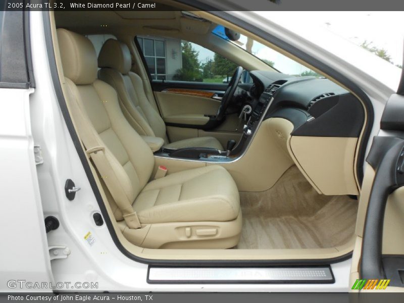 White Diamond Pearl / Camel 2005 Acura TL 3.2