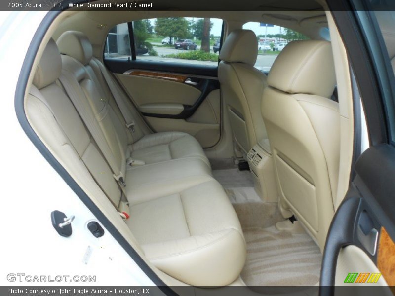 White Diamond Pearl / Camel 2005 Acura TL 3.2