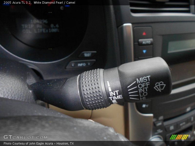 White Diamond Pearl / Camel 2005 Acura TL 3.2