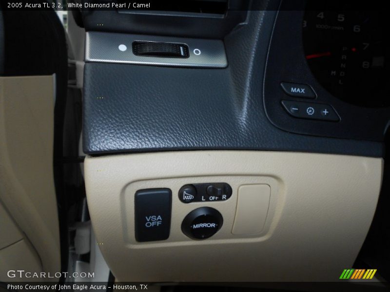 White Diamond Pearl / Camel 2005 Acura TL 3.2