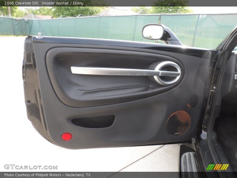 Door Panel of 2006 SSR 