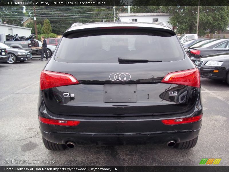 Brilliant Black / Cardamom Beige 2010 Audi Q5 3.2 quattro