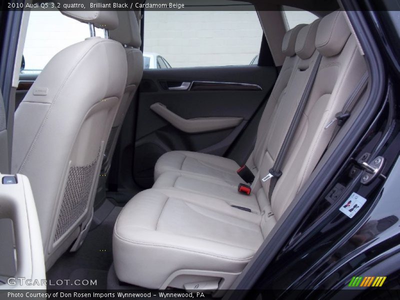 Brilliant Black / Cardamom Beige 2010 Audi Q5 3.2 quattro