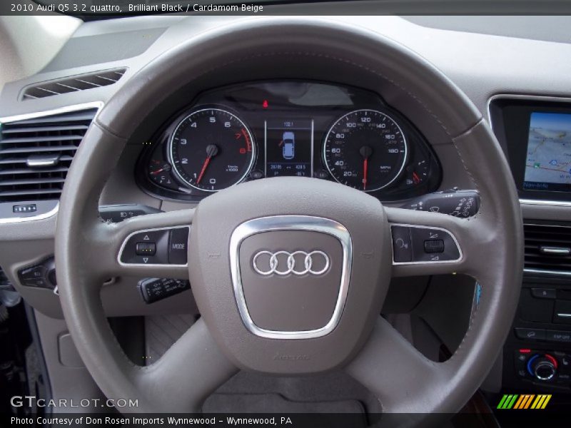 Brilliant Black / Cardamom Beige 2010 Audi Q5 3.2 quattro
