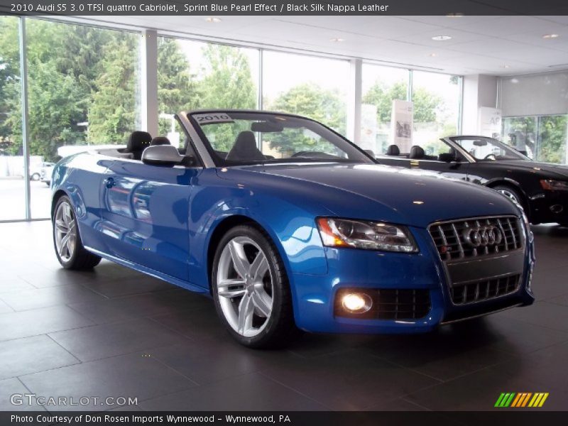 Front 3/4 View of 2010 S5 3.0 TFSI quattro Cabriolet