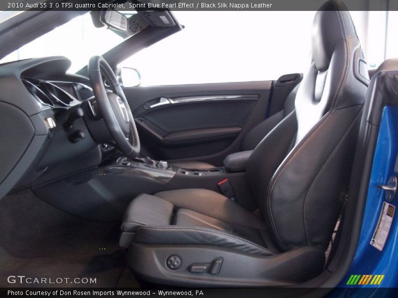 Front Seat of 2010 S5 3.0 TFSI quattro Cabriolet