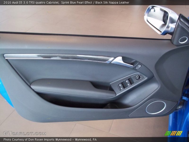 Door Panel of 2010 S5 3.0 TFSI quattro Cabriolet