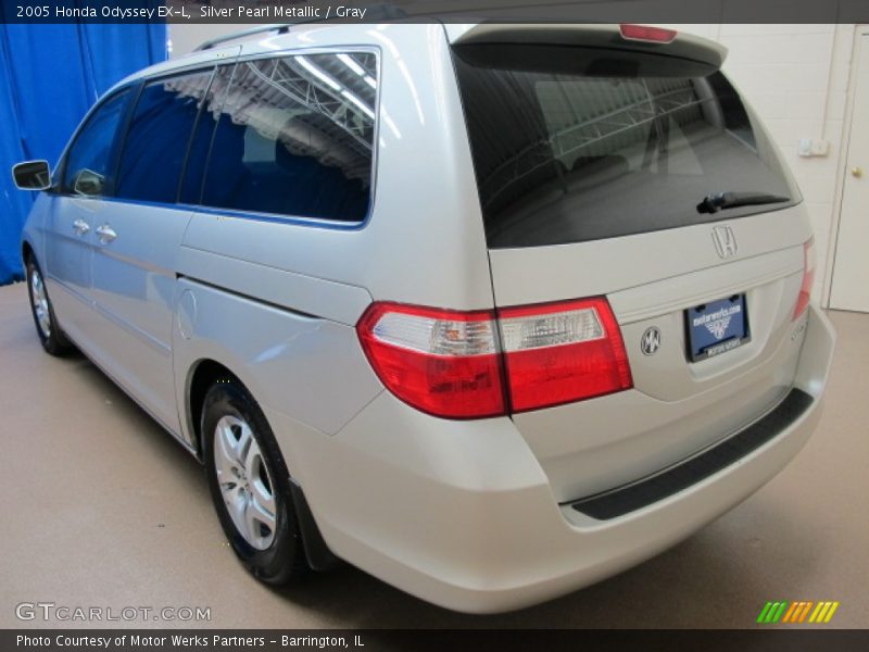 Silver Pearl Metallic / Gray 2005 Honda Odyssey EX-L