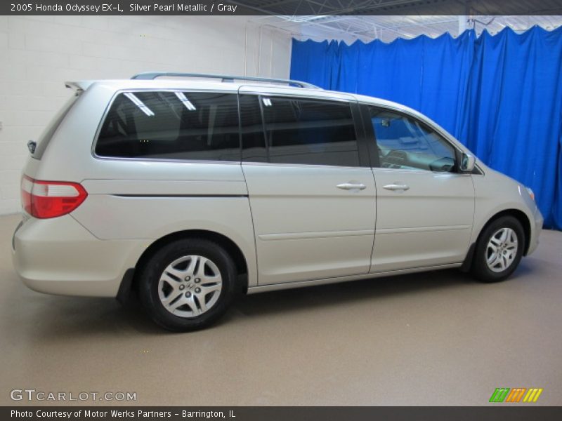 Silver Pearl Metallic / Gray 2005 Honda Odyssey EX-L