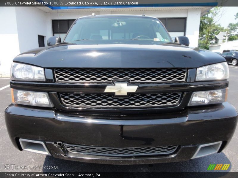 Black / Dark Charcoal 2005 Chevrolet Silverado 1500 SS Extended Cab 4x4