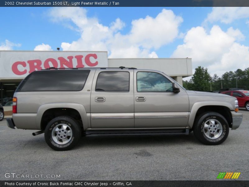 Light Pewter Metallic / Tan 2002 Chevrolet Suburban 1500 LT