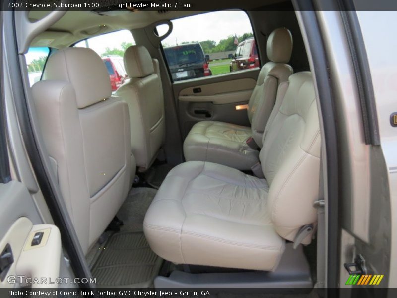 Light Pewter Metallic / Tan 2002 Chevrolet Suburban 1500 LT