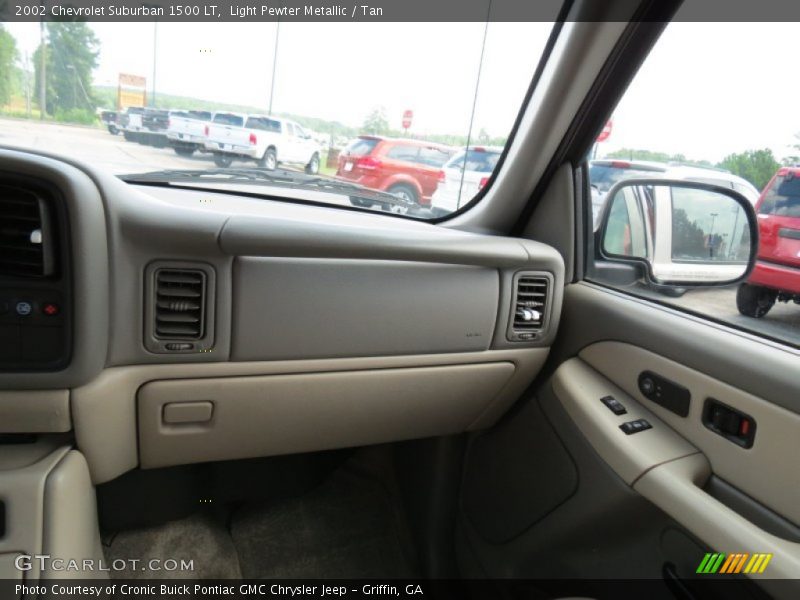 Light Pewter Metallic / Tan 2002 Chevrolet Suburban 1500 LT