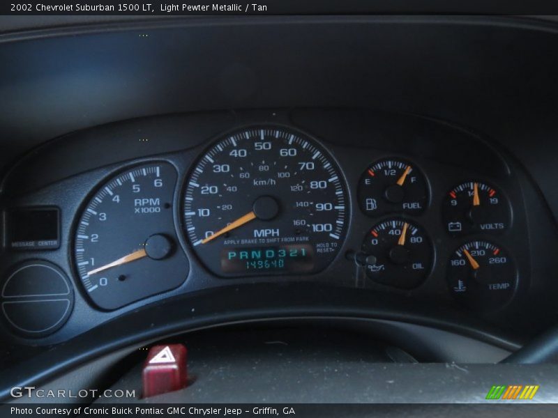 Light Pewter Metallic / Tan 2002 Chevrolet Suburban 1500 LT