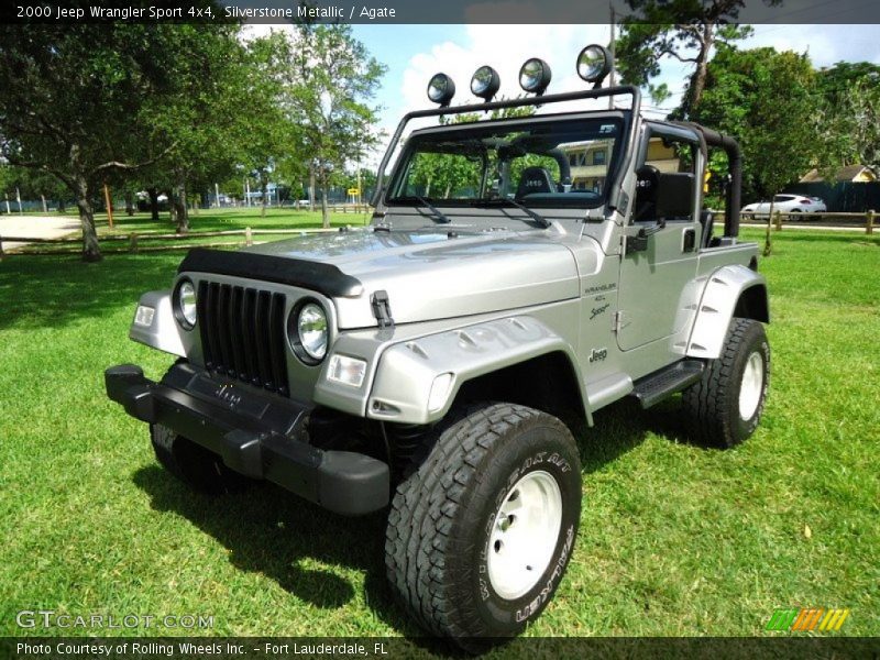 Silverstone Metallic / Agate 2000 Jeep Wrangler Sport 4x4
