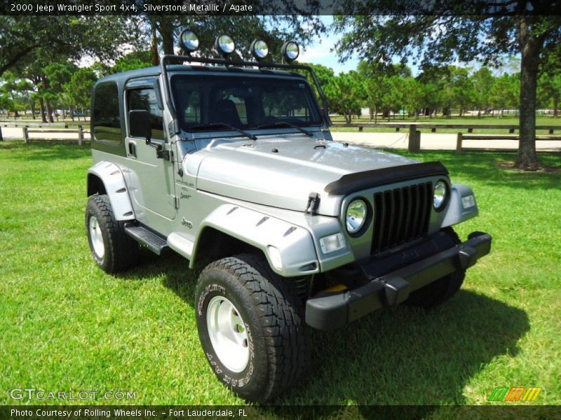 Silverstone Metallic / Agate 2000 Jeep Wrangler Sport 4x4