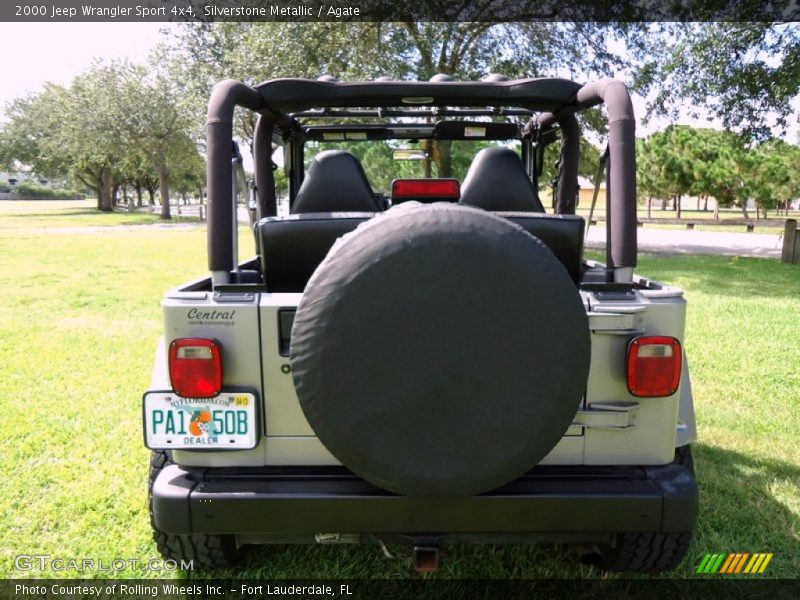 Silverstone Metallic / Agate 2000 Jeep Wrangler Sport 4x4