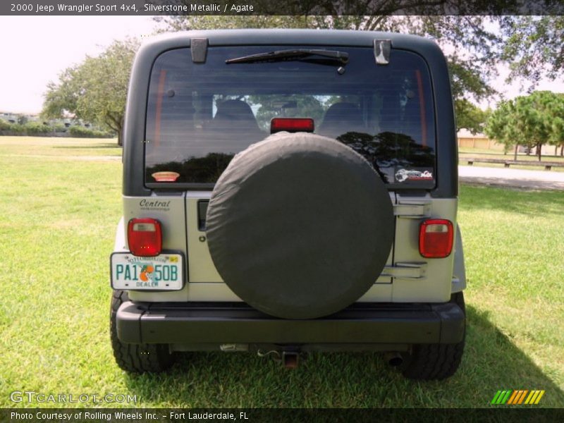 Silverstone Metallic / Agate 2000 Jeep Wrangler Sport 4x4