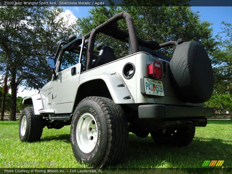 Silverstone Metallic / Agate 2000 Jeep Wrangler Sport 4x4