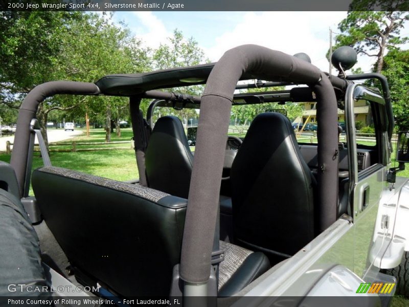 Silverstone Metallic / Agate 2000 Jeep Wrangler Sport 4x4
