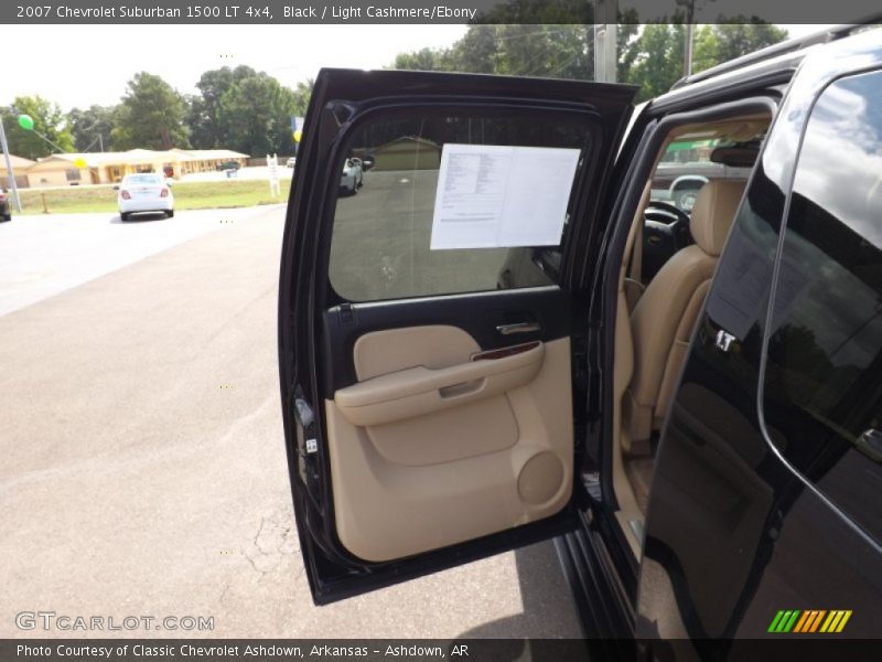 Black / Light Cashmere/Ebony 2007 Chevrolet Suburban 1500 LT 4x4