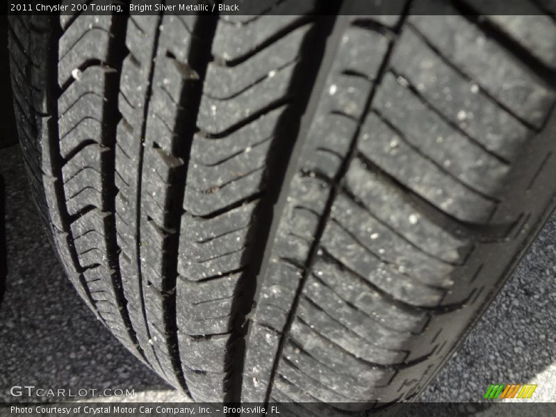 Bright Silver Metallic / Black 2011 Chrysler 200 Touring