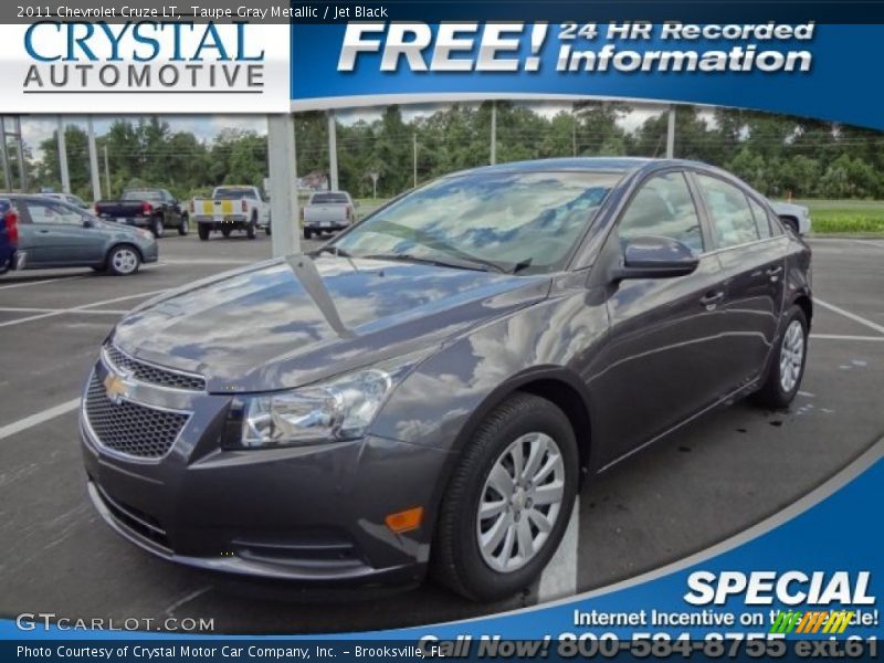 Taupe Gray Metallic / Jet Black 2011 Chevrolet Cruze LT
