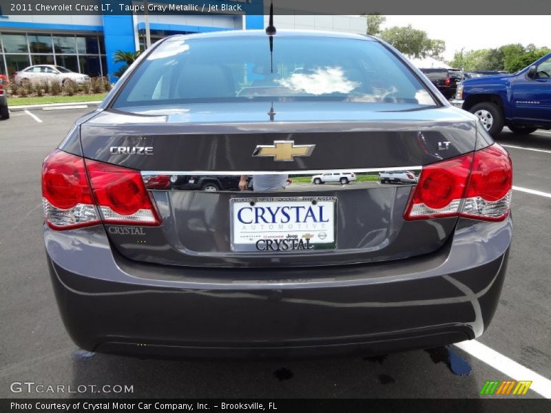 Taupe Gray Metallic / Jet Black 2011 Chevrolet Cruze LT