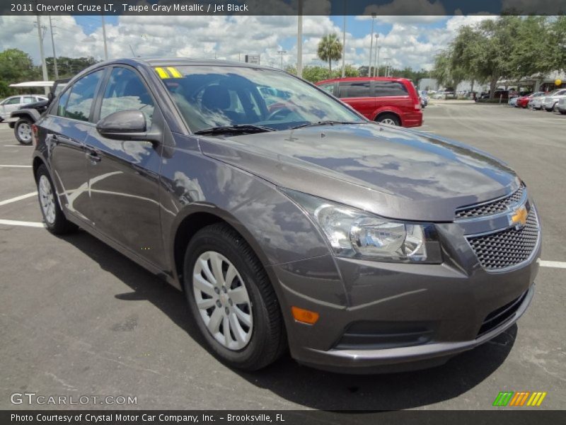 Taupe Gray Metallic / Jet Black 2011 Chevrolet Cruze LT