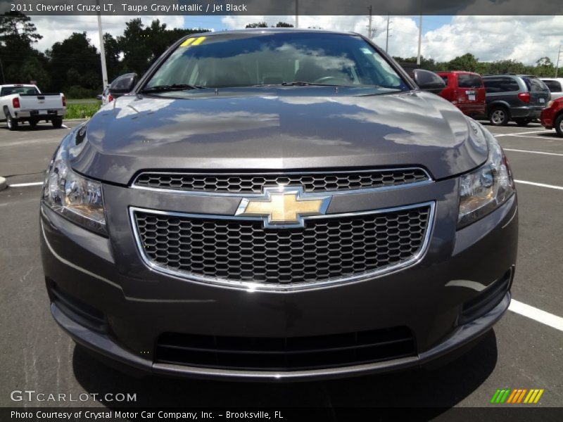 Taupe Gray Metallic / Jet Black 2011 Chevrolet Cruze LT