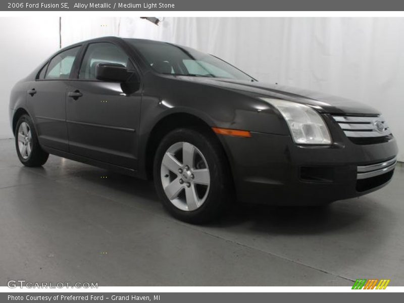 Alloy Metallic / Medium Light Stone 2006 Ford Fusion SE