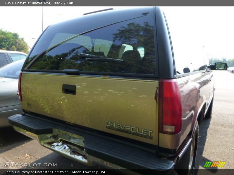 Black / Tan 1994 Chevrolet Blazer 4x4